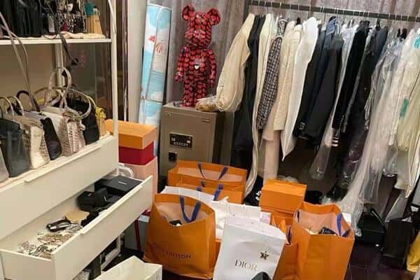 洋县回收一线品牌衣服